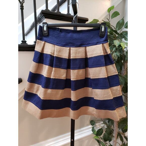 FSR Women Blue & Beige Pull On Pleated Flare Textured Casual Short Knit Skirt M - Picture 1 of 12